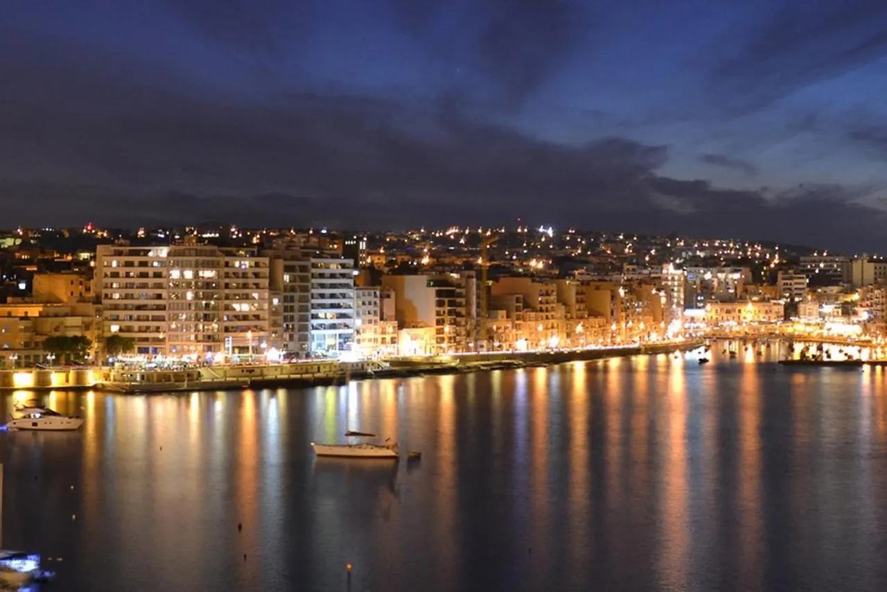 Contemporary 3Br Retreat In Prime Sliema Apartment Malta