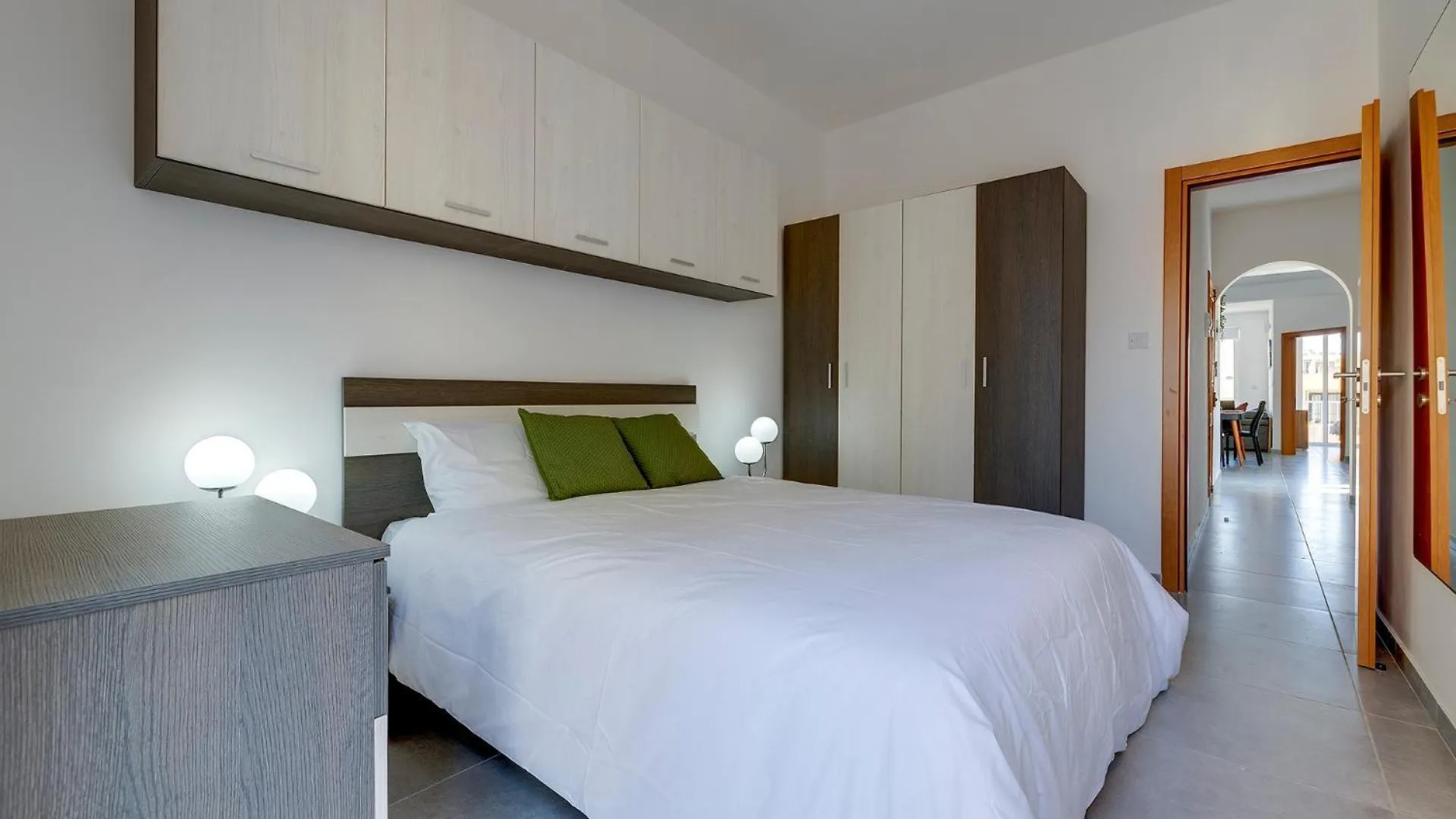 Contemporary 3Br Retreat In Prime Sliema Apartment 0*,  Malta